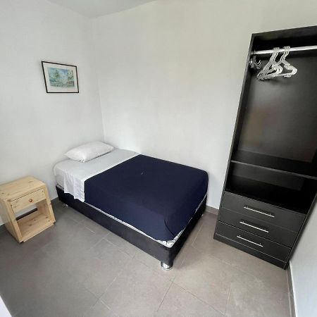 Casaroma Hostels Лима Екстериор снимка
