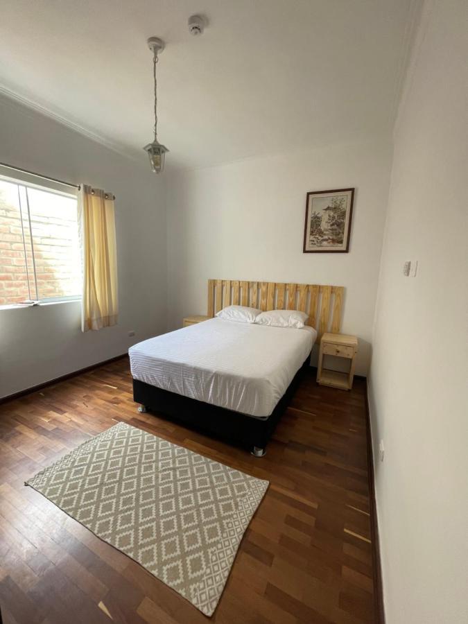 Casaroma Hostels Лима Екстериор снимка